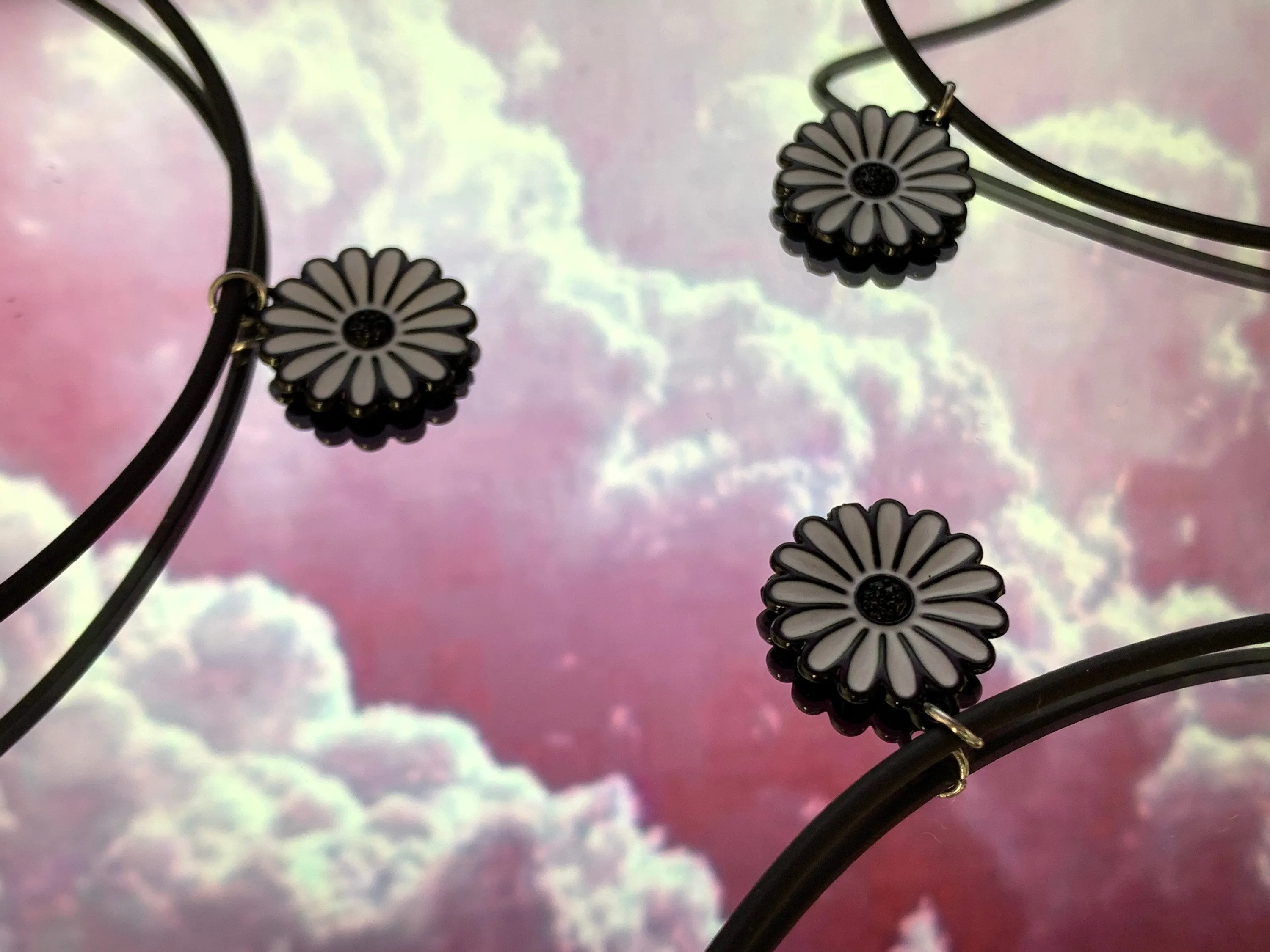 Black and White Daisy Choker