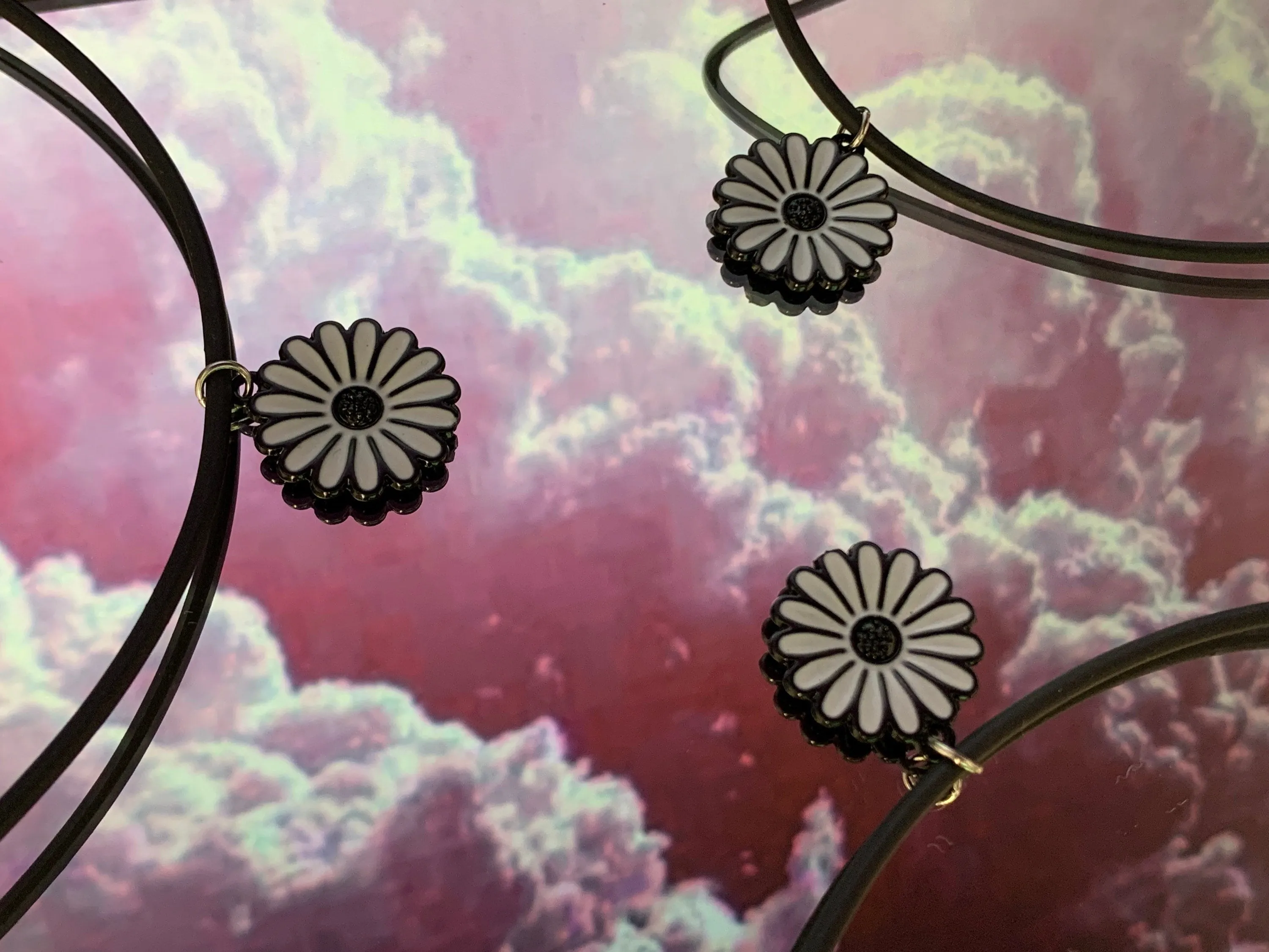 Black and White Daisy Choker