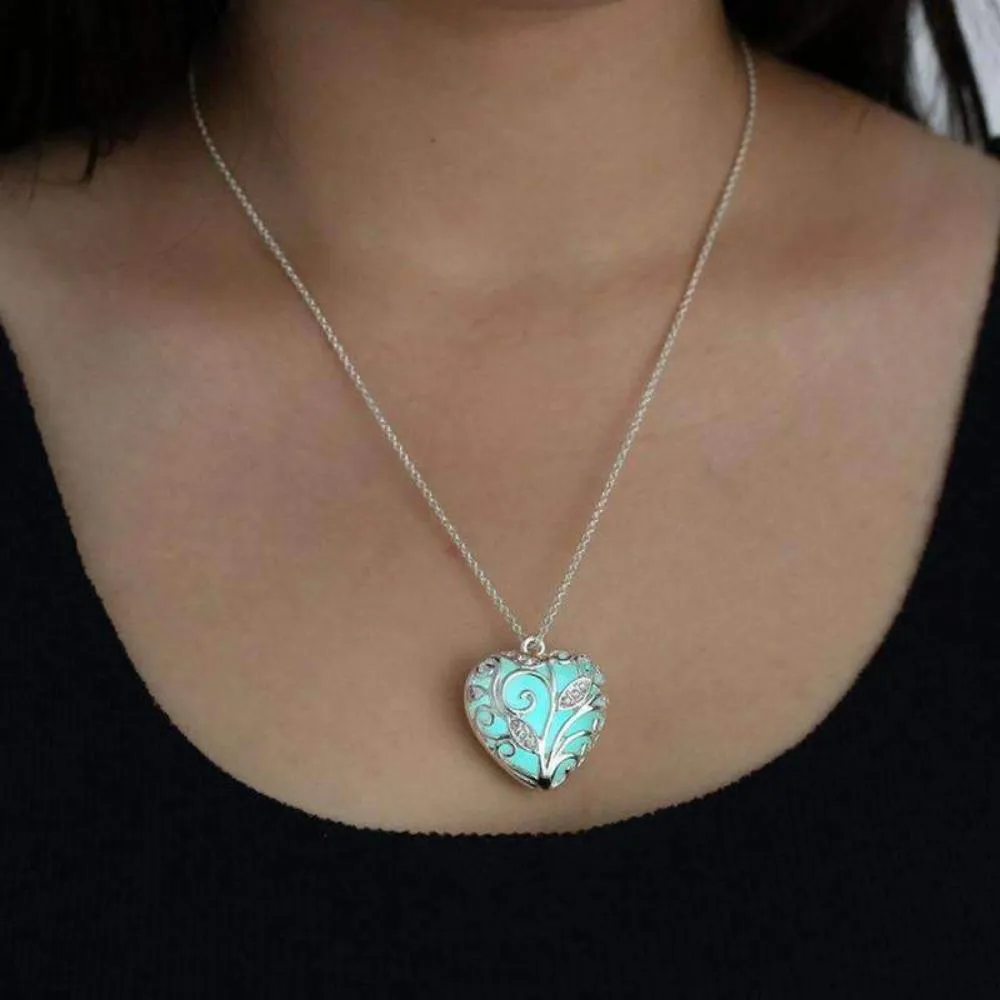 Glowing Pendant - Shows Your Gorgeous Glow In The Dark