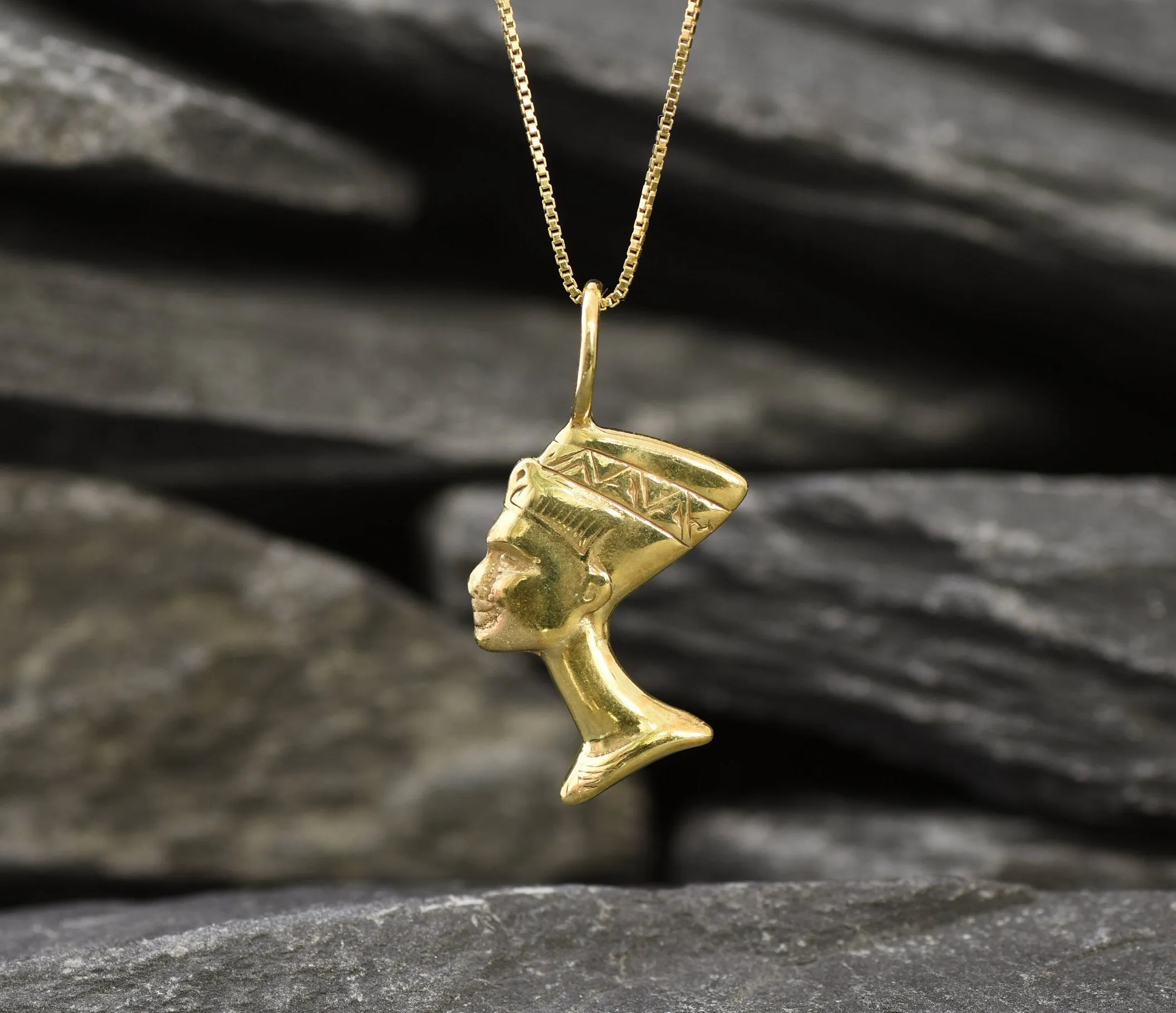 Gold Nefertiti Pendant - Egyptian Necklace - Gold Antient Necklace