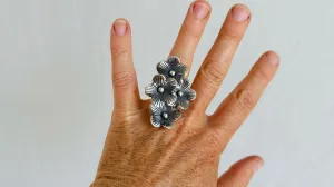 Silver Flower Ring. Adjustable.